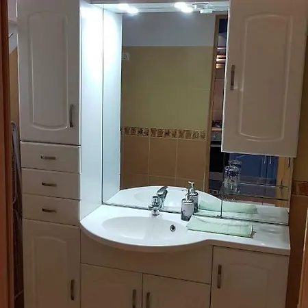 Aviator Apartman Erlau