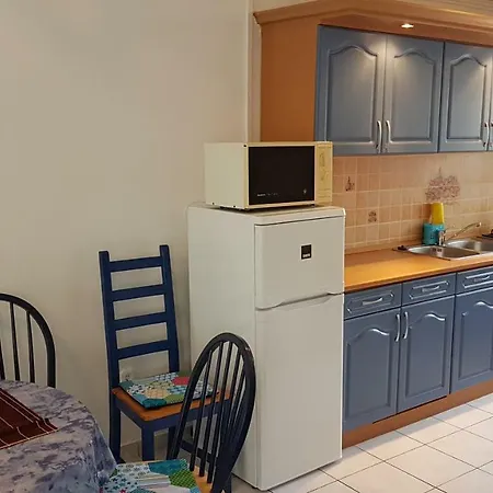 Apartment Aviator Apartman Erlau